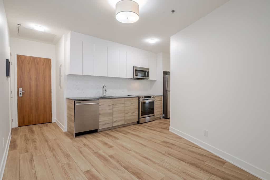 1724Cedar-appPH13-2